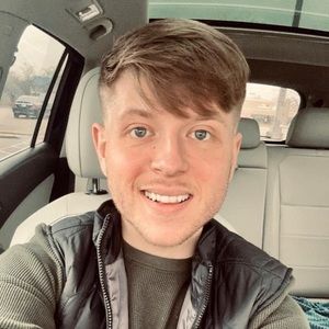 Meet your Posher, Ethan